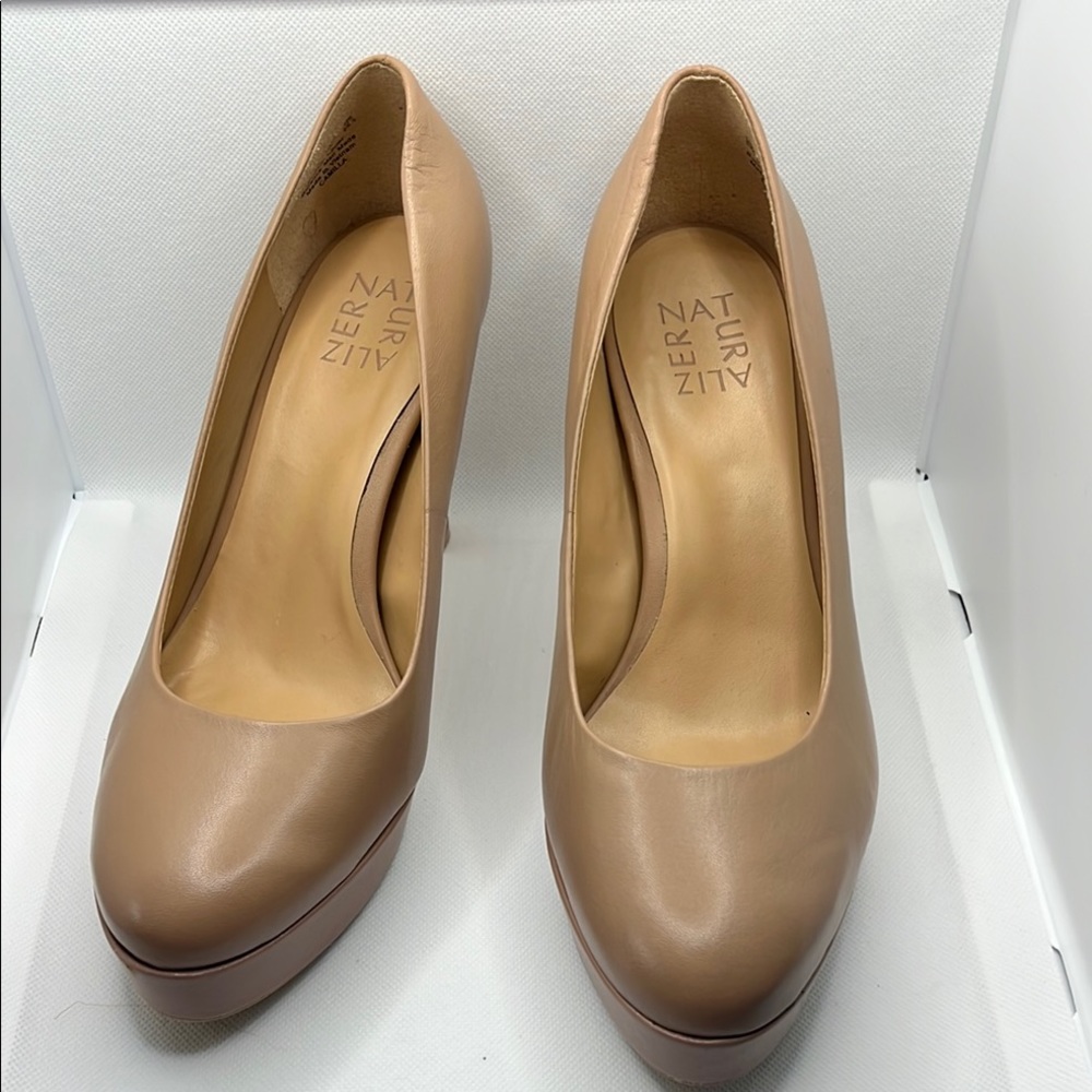 Naturalizer Camilla Tan High Heel Platform Pumps- Like New